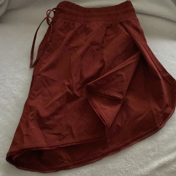 Woman’s 90 degrees flex for it shorts XL rustic cognac NWT - Picture 8 of 8